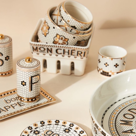 Bistro tile measuring cups - Picture 7 of 11